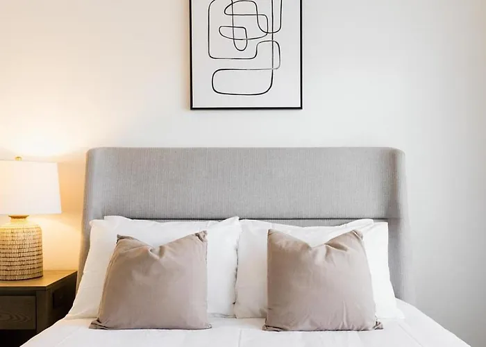 Landing - Modern With Amazing Amenities Apartment *